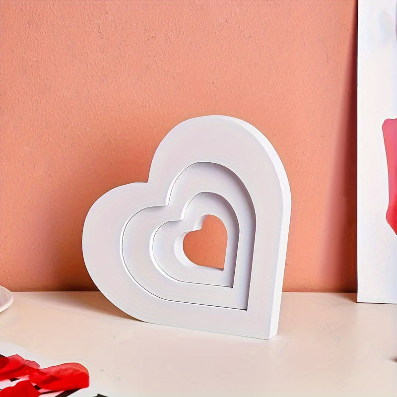 3pcs, Elegant White Chevron Heart-shaped Ornaments, Classic And Charming Desktop Decorations For Weddings, Valentine's Day, And Beyond, Multifunctional Love Themed Decorations