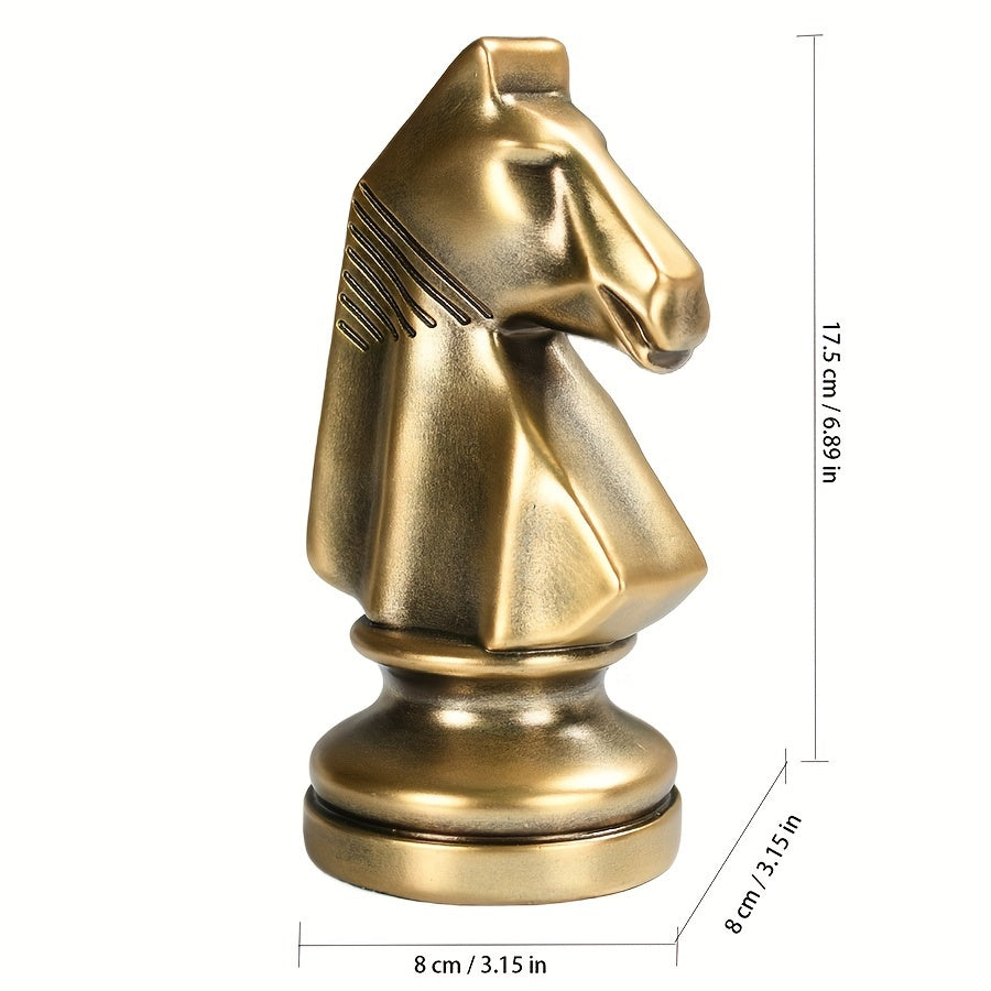 Resin Chess King Decorative Piece: Suitable for Indoor and Outdoor Use, Perfect for Christmas Decorating