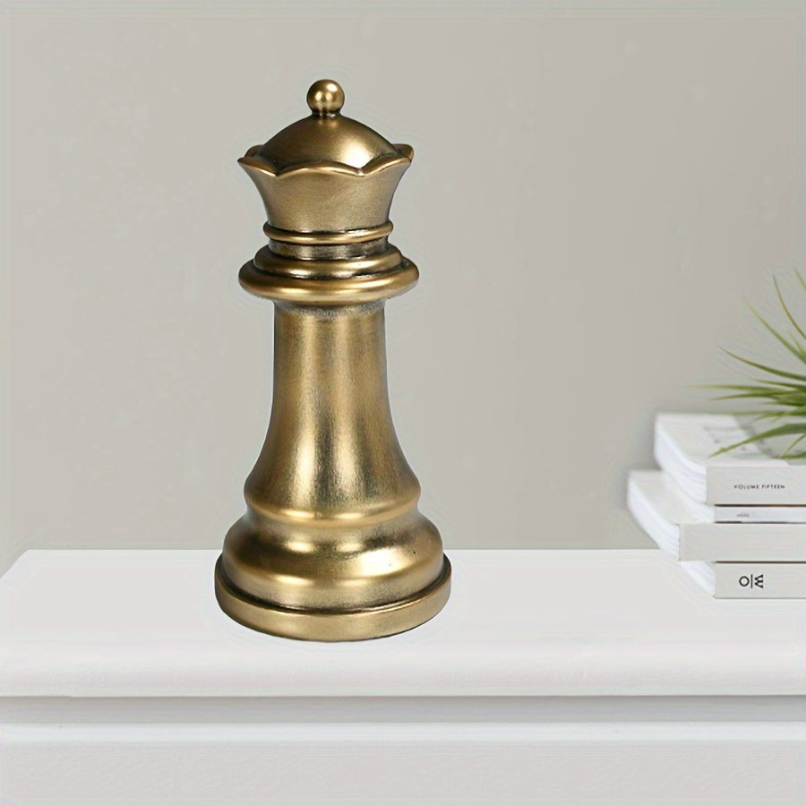 Resin Chess King Decorative Piece: Suitable for Indoor and Outdoor Use, Perfect for Christmas Decorating