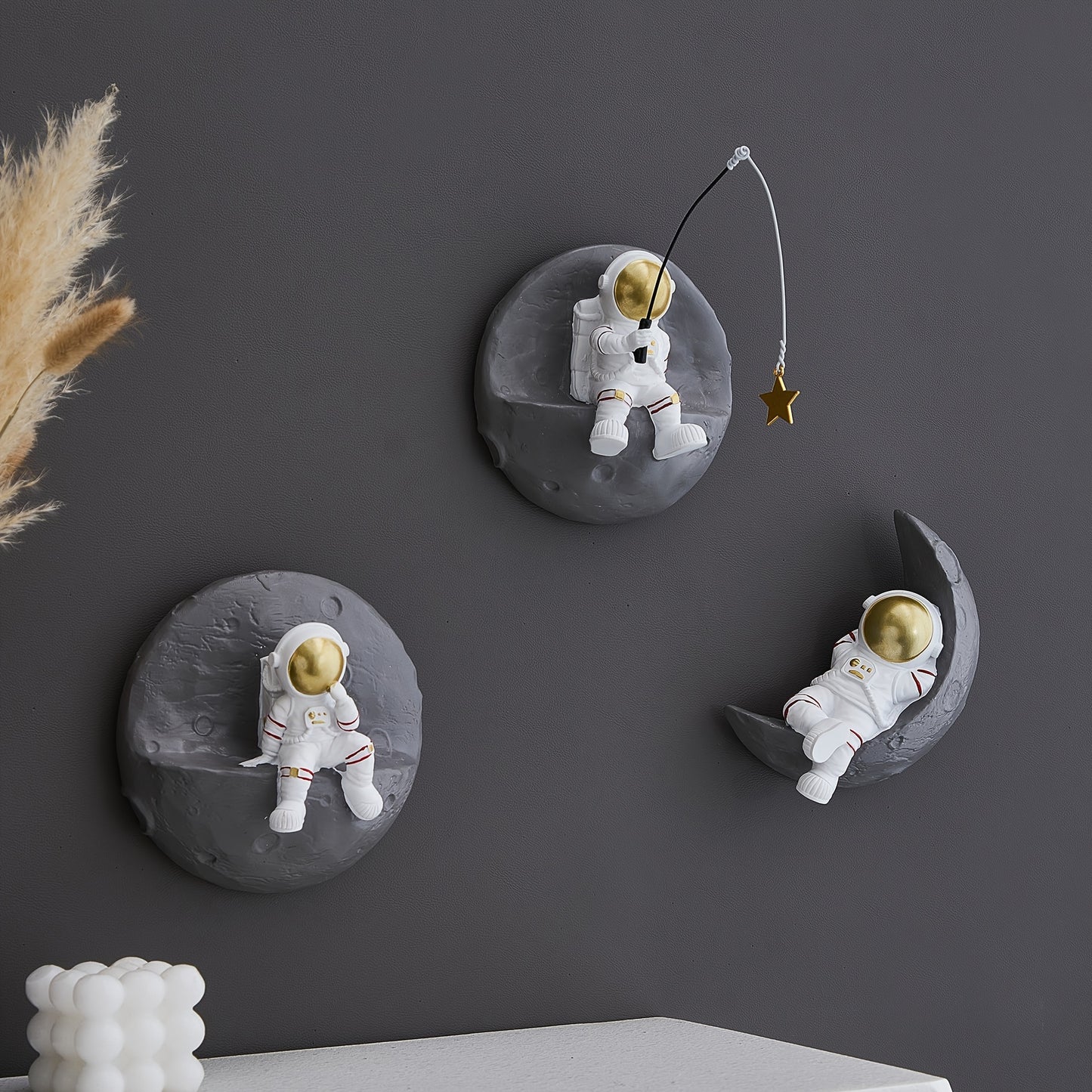 3 Pcs 3D Astronauts Wall Sculpture Decor for Modern Home Outer Space Theme Wall Decor