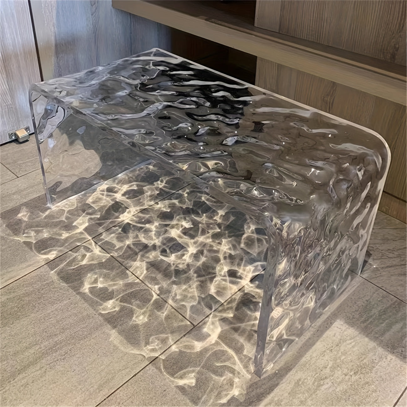 Acrylic Modern and Simple Side Table, Fashionable Coffee Table for Home, Office and Study Room