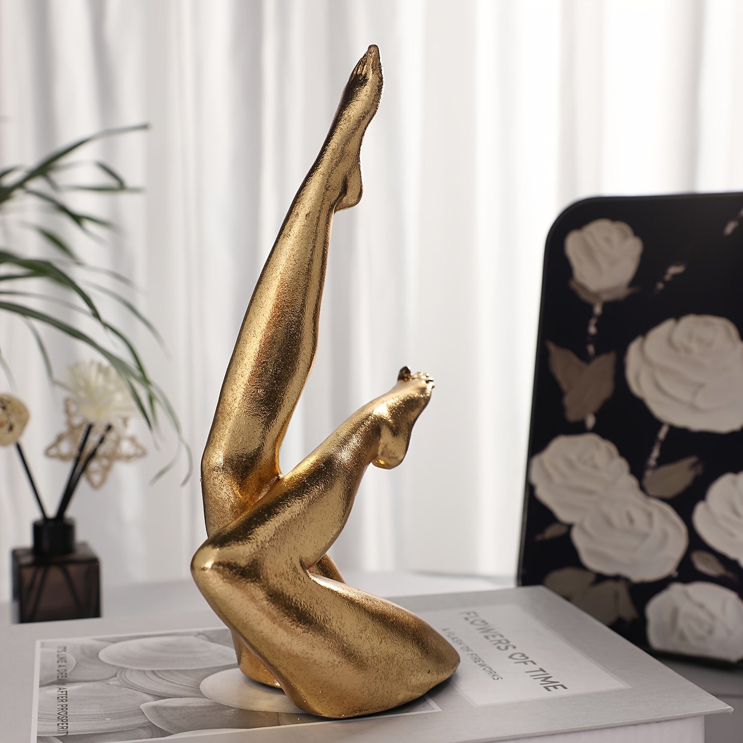 Golden Abstract Leg Sculpture - Resin Home Decor Accent for Living Room, Office Desk & Wine Cabinet - Versatile Indoor/Outdoor Ornament, Perfect Holiday Gift