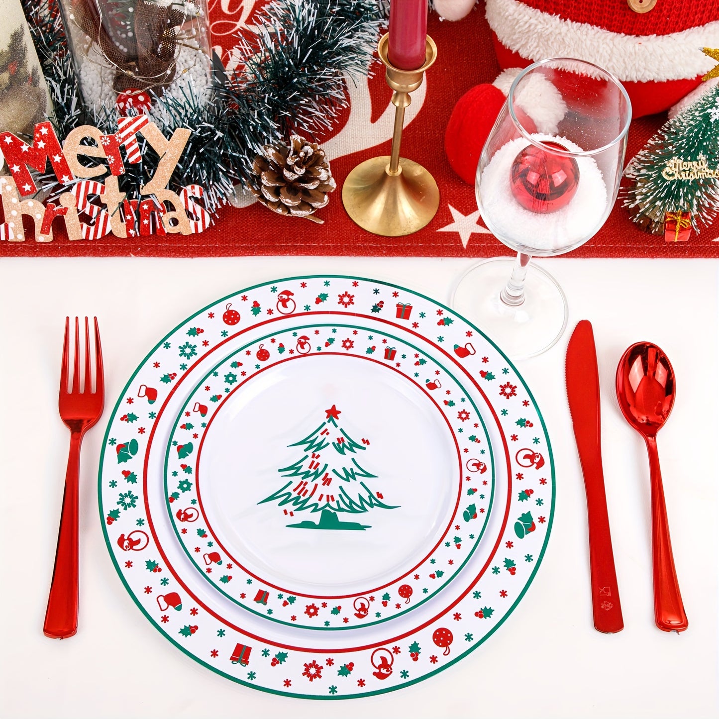 EI 150pcs Christmas Plastic Plates, Christmas Party Decorations, Christmas Plastic Dinnerware Set, Red And Green Plastic Plates With Christmas Tree, Red Plastic Silverware For New Year Party