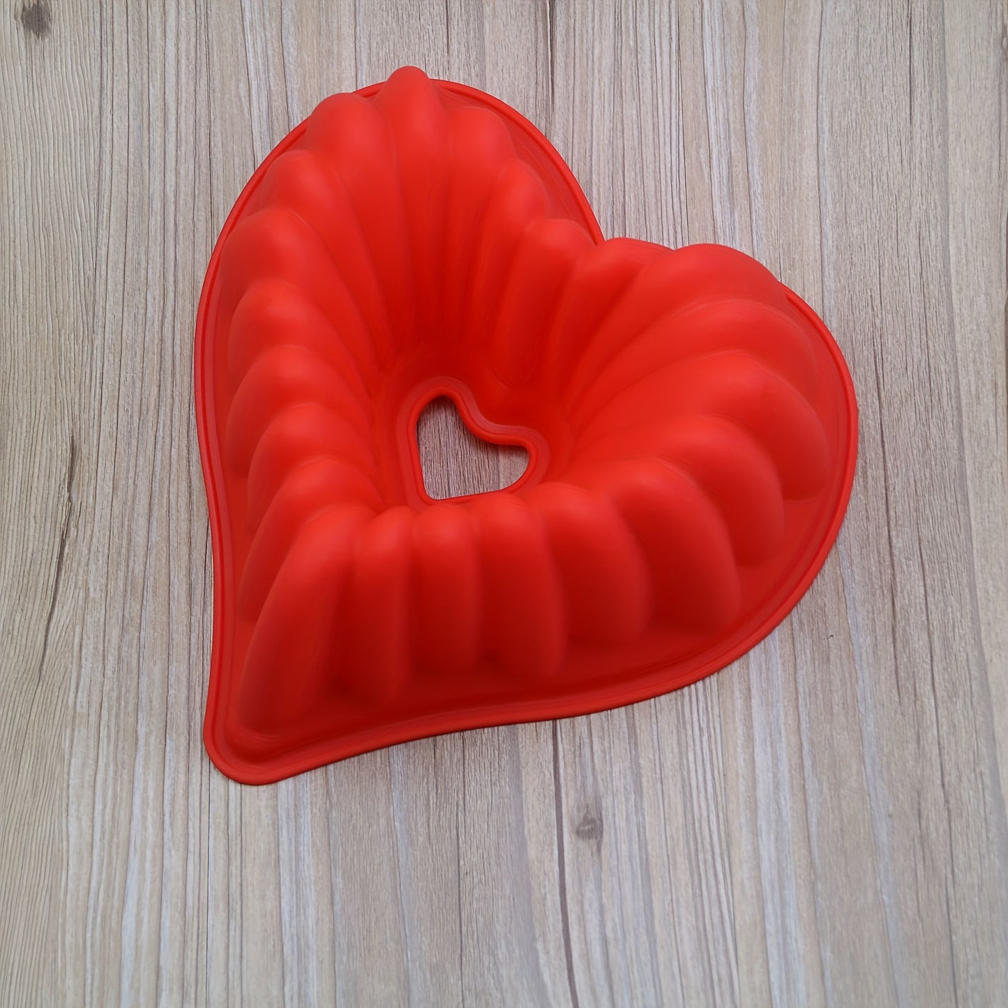 1pc, Heart Shaped Cake Mold (9.05''x8.66''x3.34''), Silicone Charlotte Cake Mold, Love Flower Shaped Cake Pan, Baking Tools, Kitchen Gadgets, Kitchen Accessories