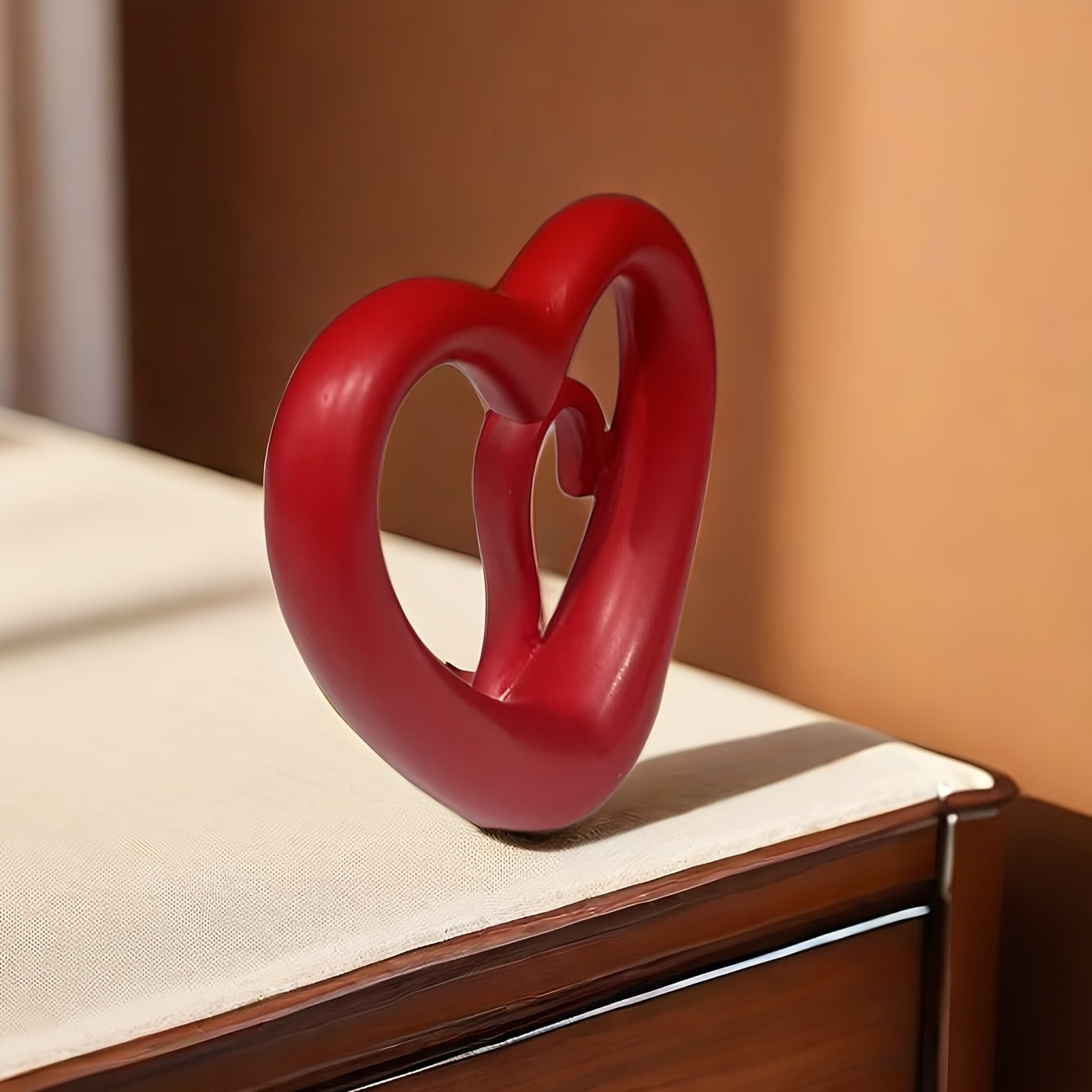 Resin Double Heart Decorative Fixture: Suitable for Indoor and Outdoor Use - Perfect Valentine's Day Gift